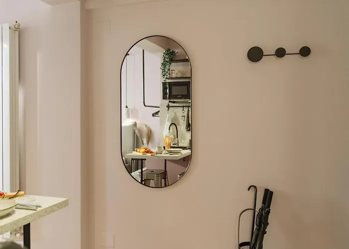 Cloud 8 - 180 View Apartment *