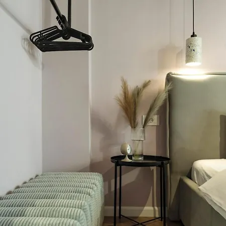 Cloud 8 - 180 View דירה