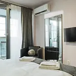 アパート Cloud 8 - 180 View ブカレスト