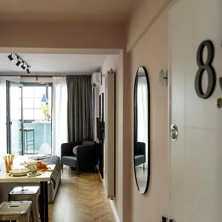 Cloud 8 - 180 View Apartamento