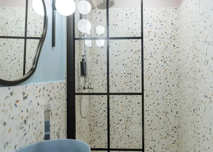 Cloud 8 - 180 View 布加勒斯特